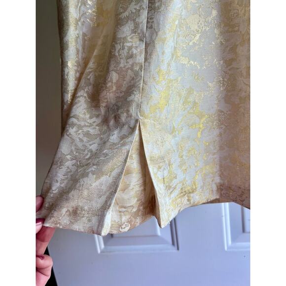 London Times  Ivory & Gold Shimmery Print Sleeveless Dress Ruffled Neckl… - Picture 11 of 14